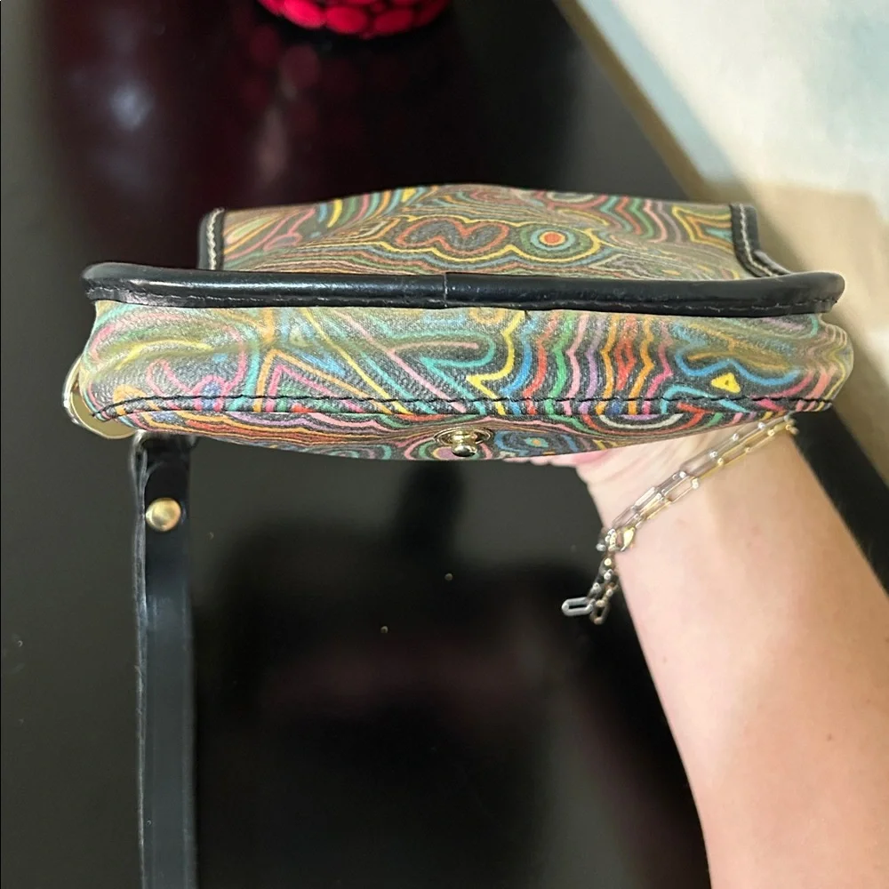 SOLD Dooney and Bourke Vintage Scribble Graffiti Wristlet - Made in the USA - Picture 5 of 16